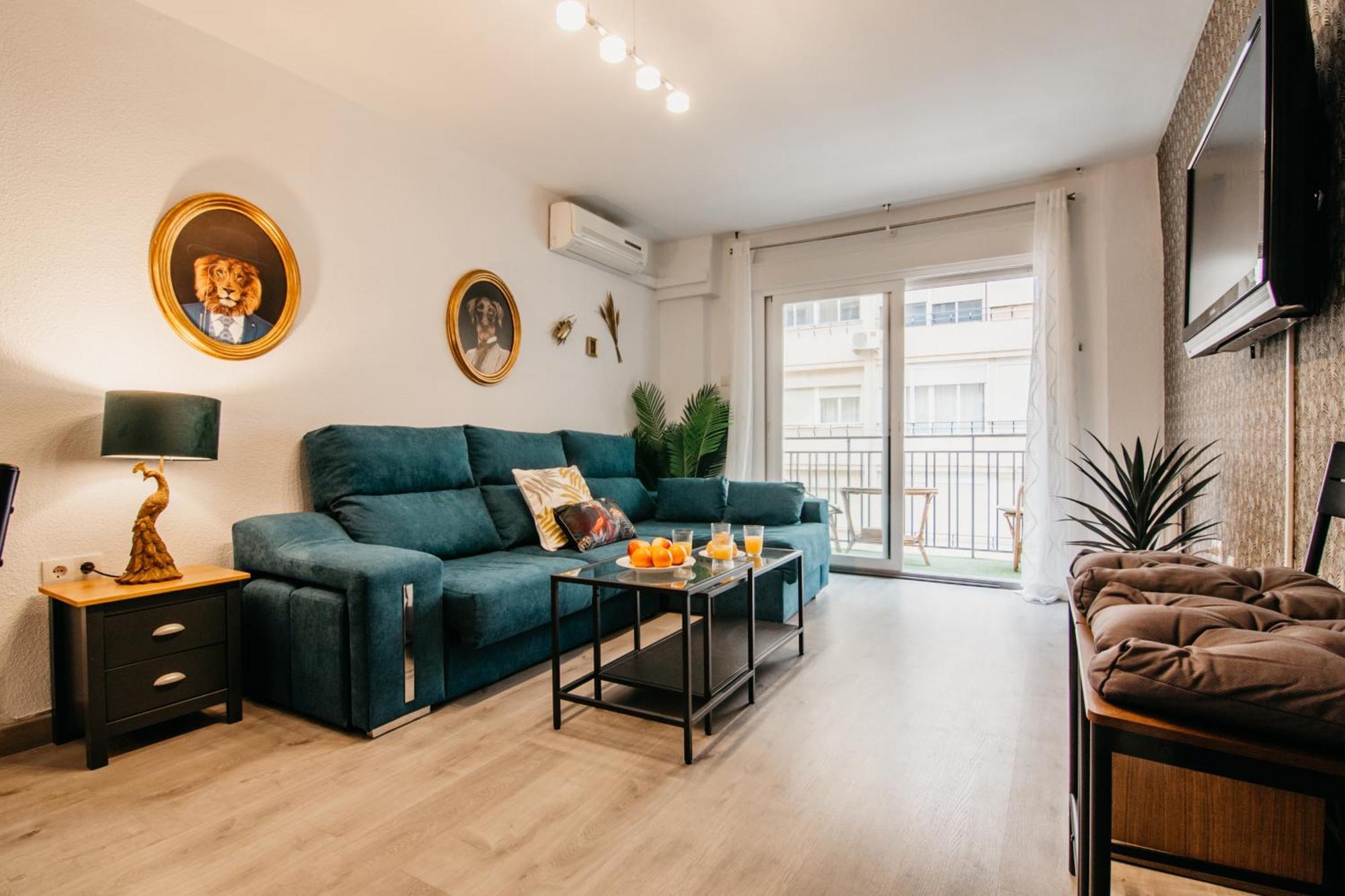 Tuguest Maria Luisa Apartment - Free Parking Гранада Екстериор снимка
