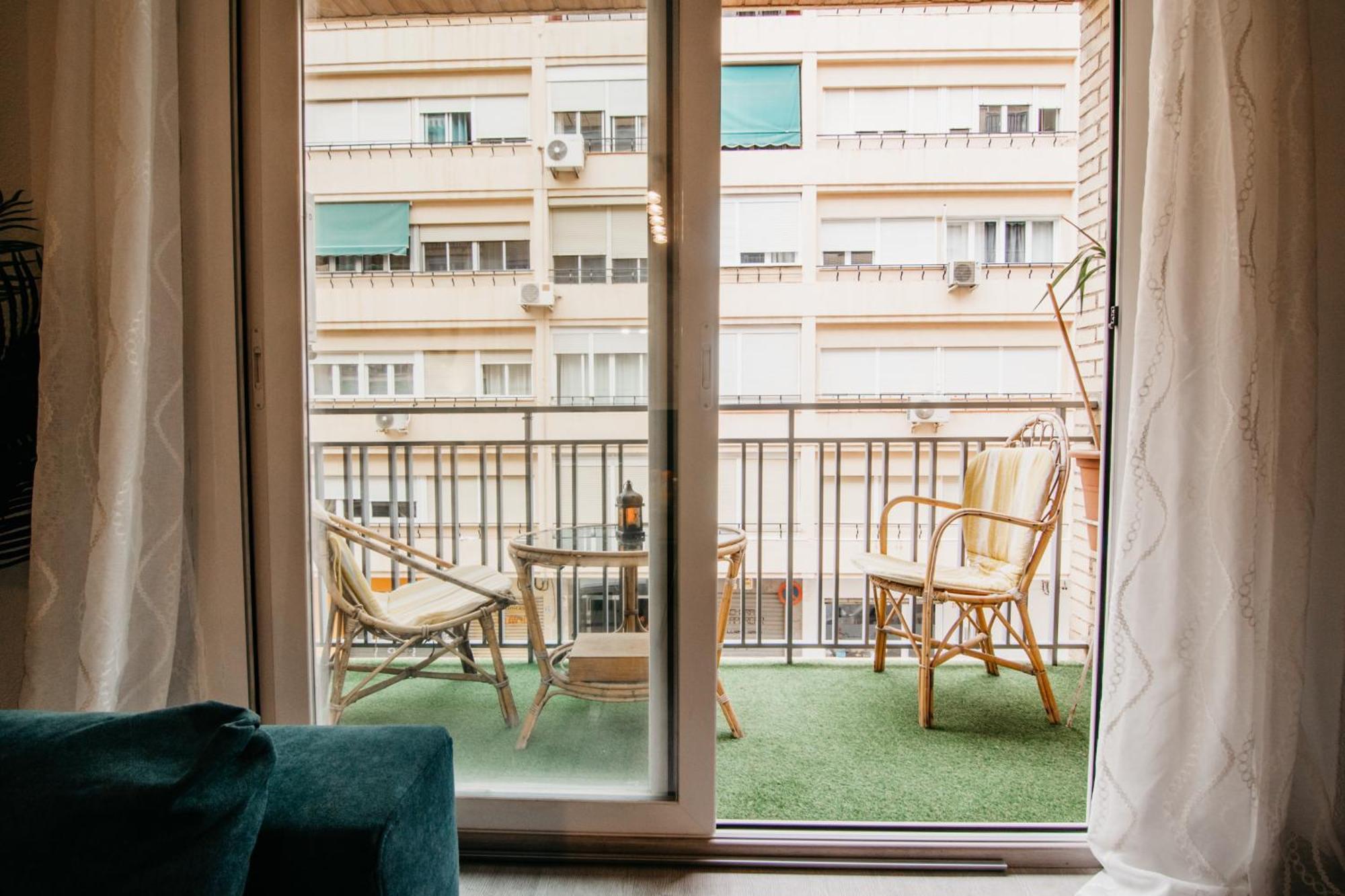 Tuguest Maria Luisa Apartment - Free Parking Гранада Екстериор снимка