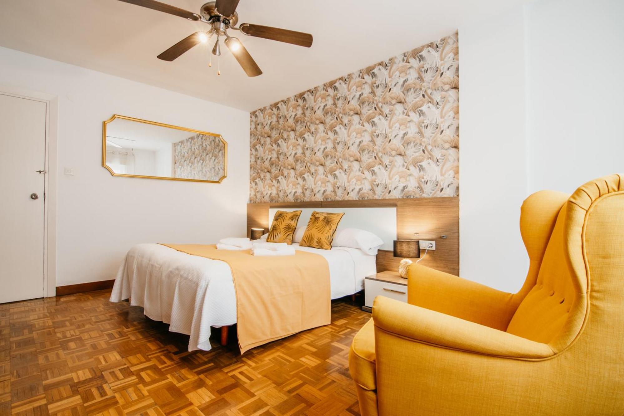 Tuguest Maria Luisa Apartment - Free Parking Гранада Екстериор снимка