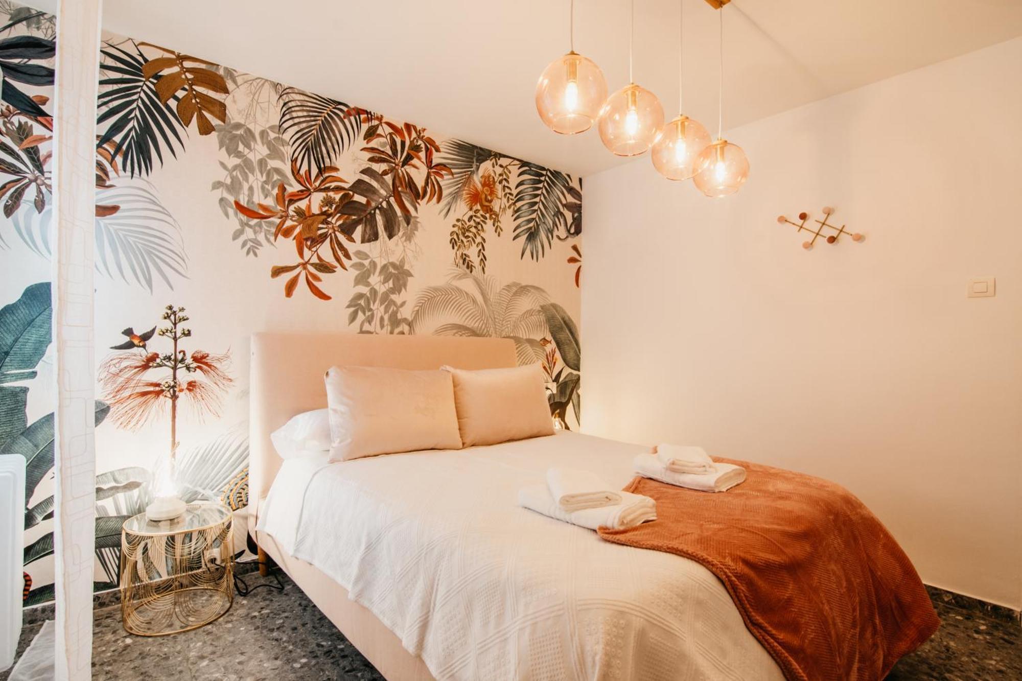 Tuguest Maria Luisa Apartment - Free Parking Гранада Екстериор снимка
