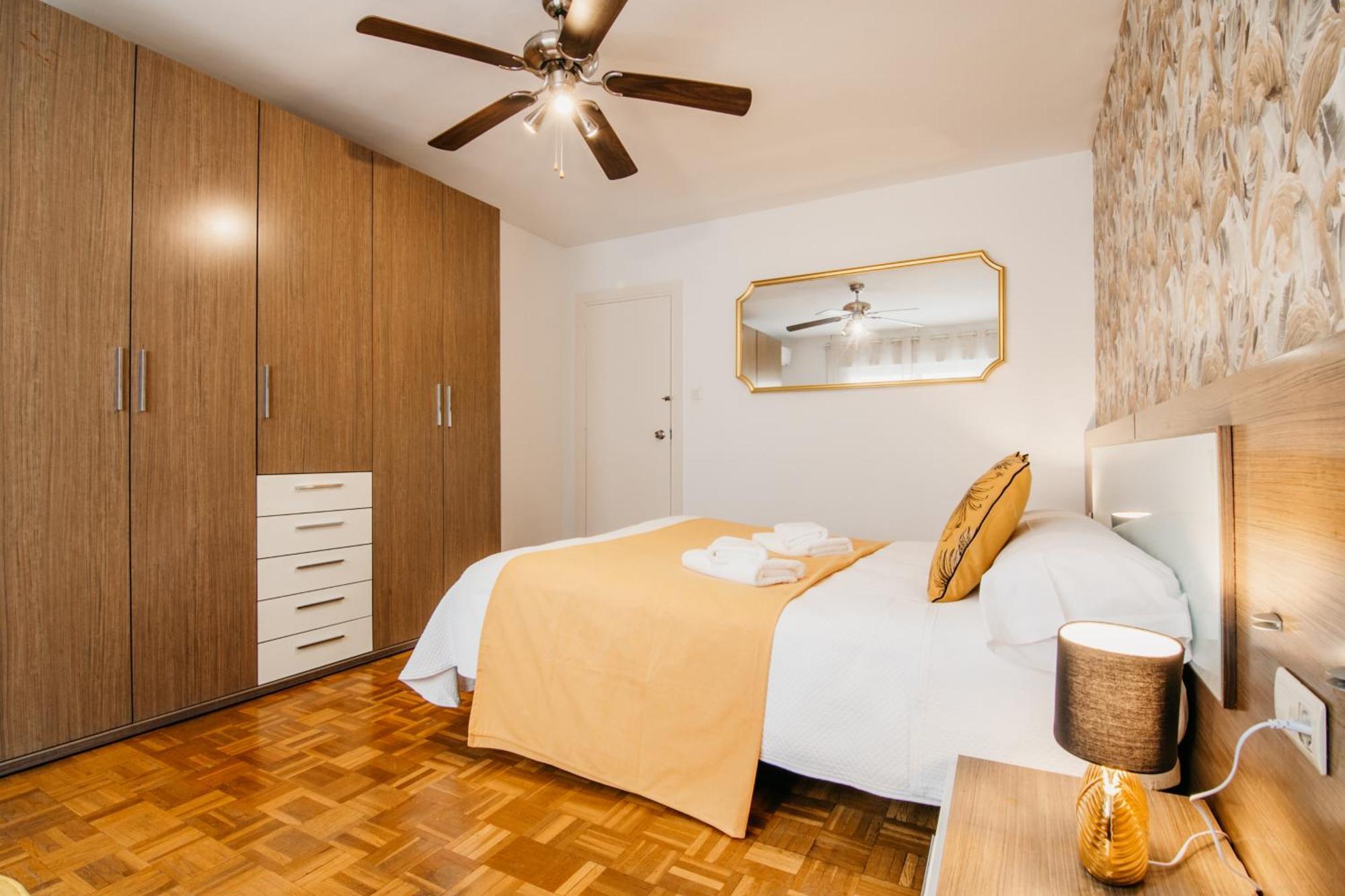 Tuguest Maria Luisa Apartment - Free Parking Гранада Екстериор снимка