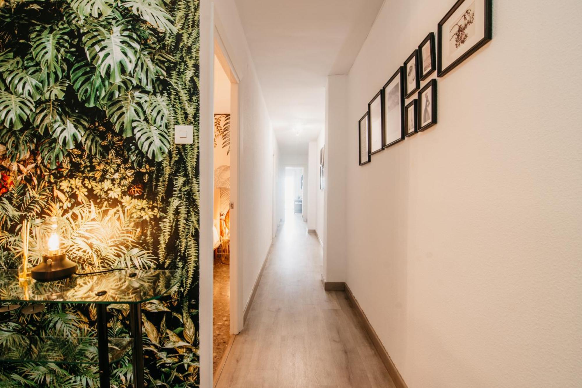 Tuguest Maria Luisa Apartment - Free Parking Гранада Екстериор снимка