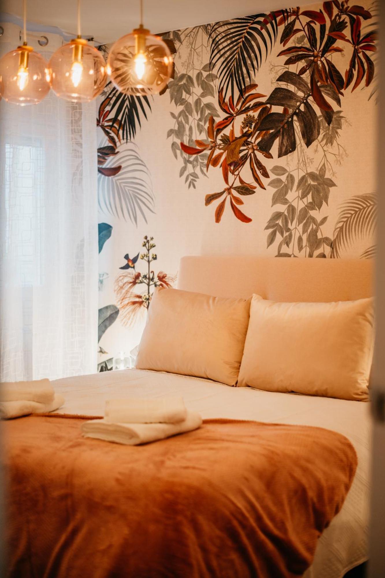 Tuguest Maria Luisa Apartment - Free Parking Гранада Екстериор снимка